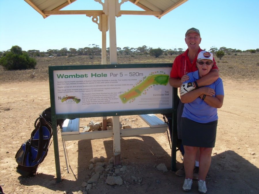 Didnt see the Wombat hole only these 2 Golfers