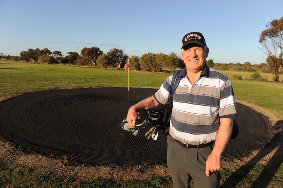 Len Thomas at Oyster Beds